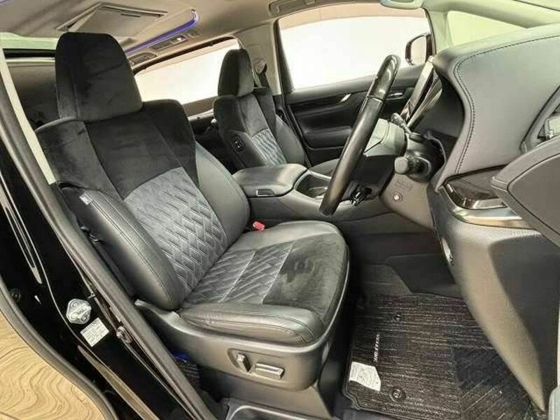 VELLFIRE-4