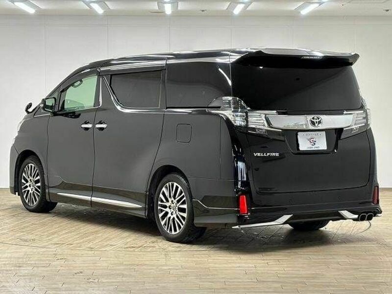 VELLFIRE-16