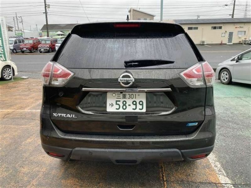 X-TRAIL