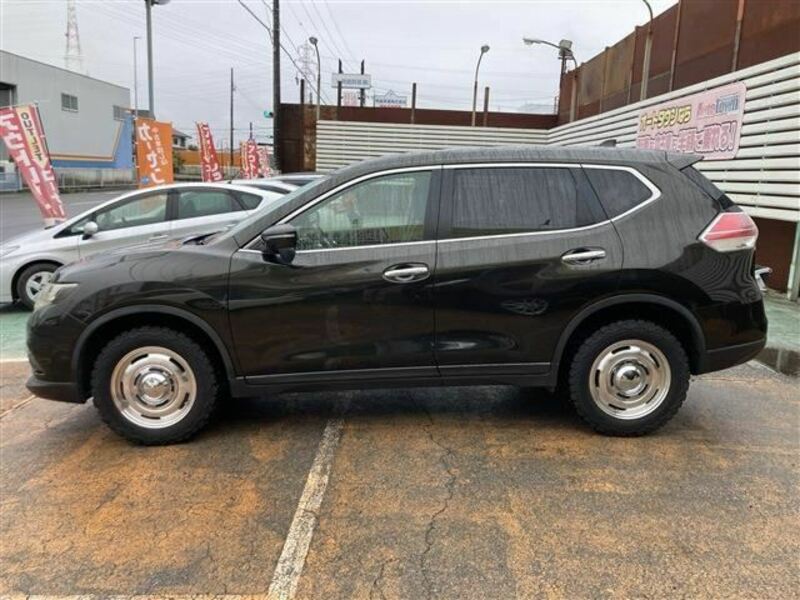 X-TRAIL
