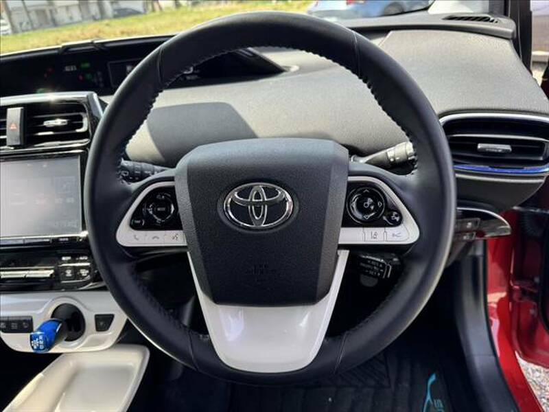 PRIUS-9
