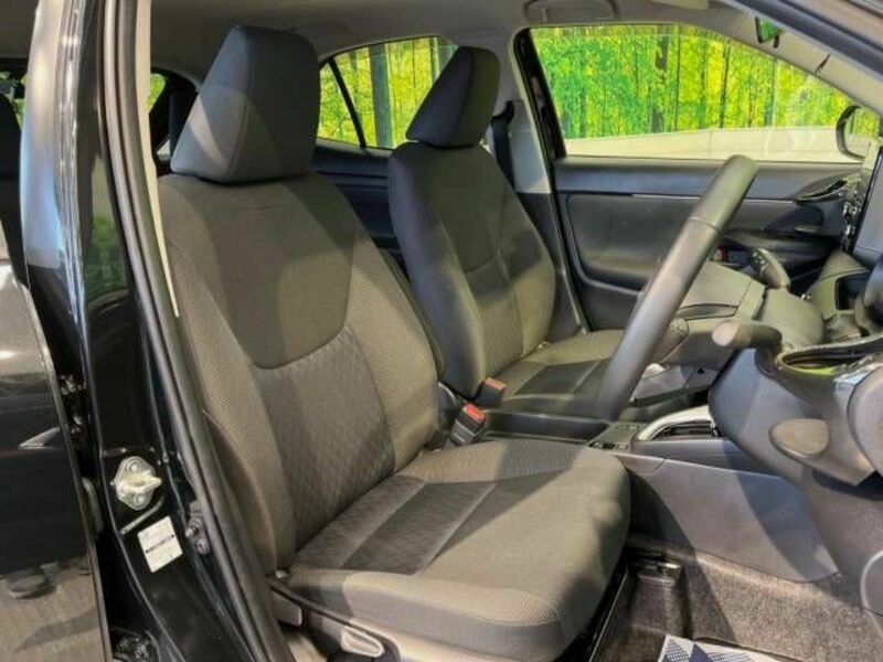YARIS CROSS
