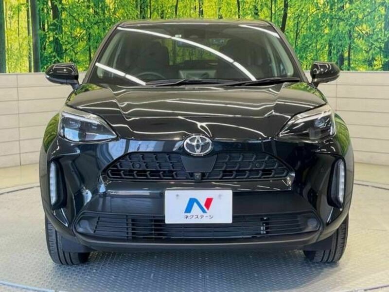 YARIS CROSS