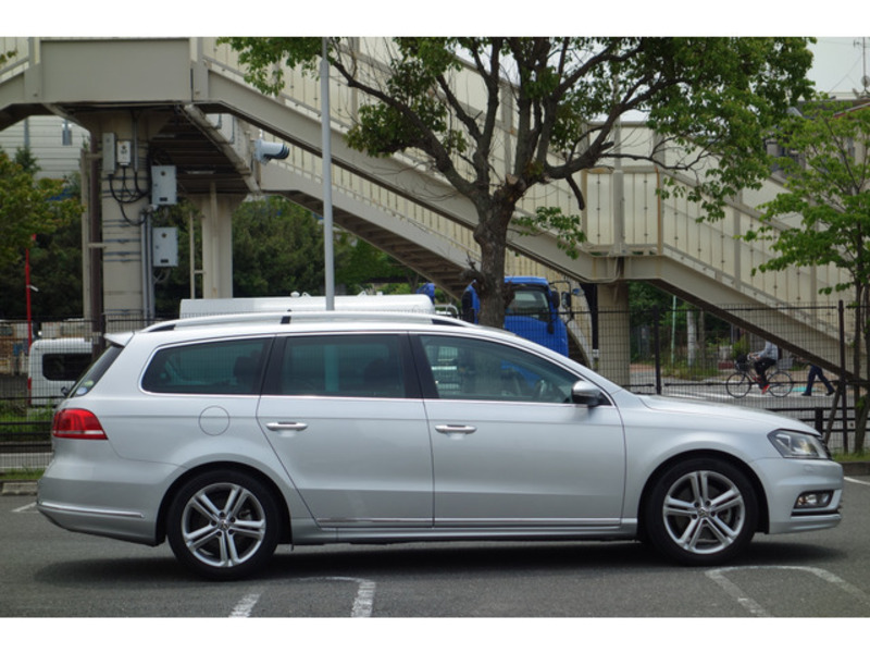 PASSAT VARIANT