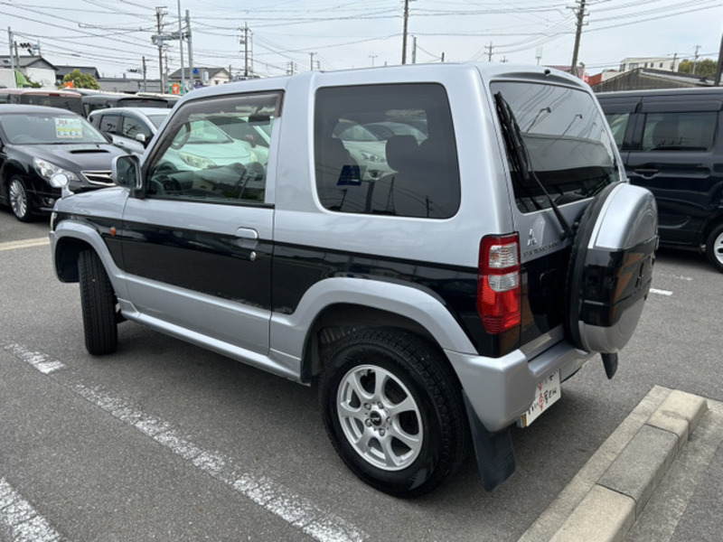 PAJERO MINI