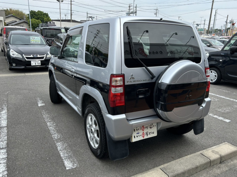 PAJERO MINI