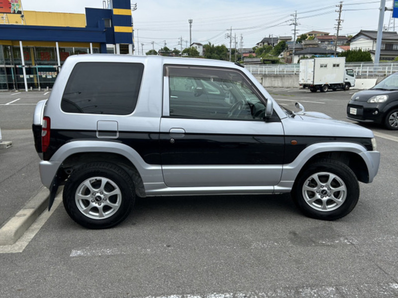 PAJERO MINI