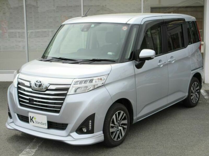 TOYOTA　ROOMY
