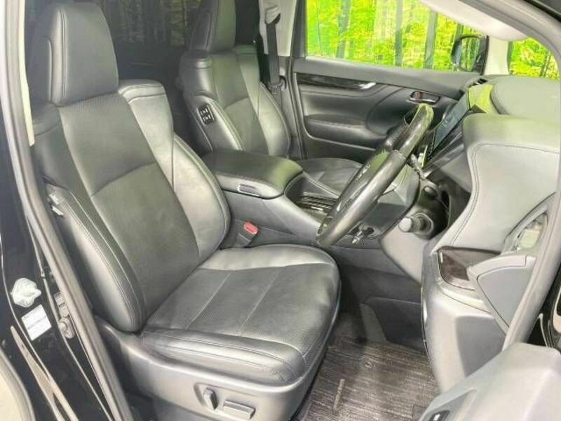 VELLFIRE-7