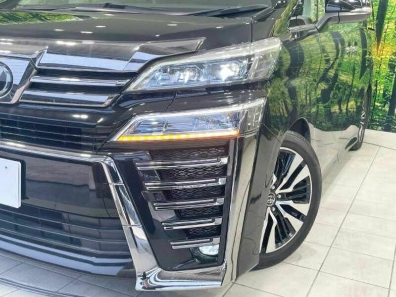 VELLFIRE-12