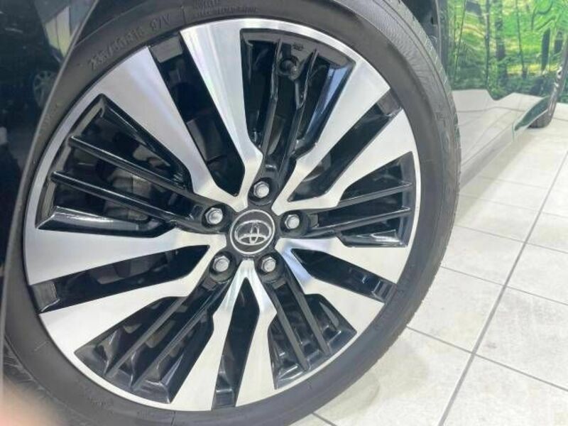 VELLFIRE-13