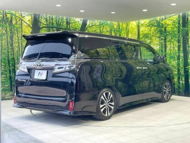 VELLFIRE-17