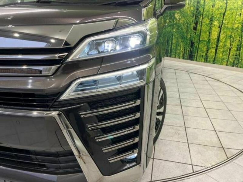 VELLFIRE-14