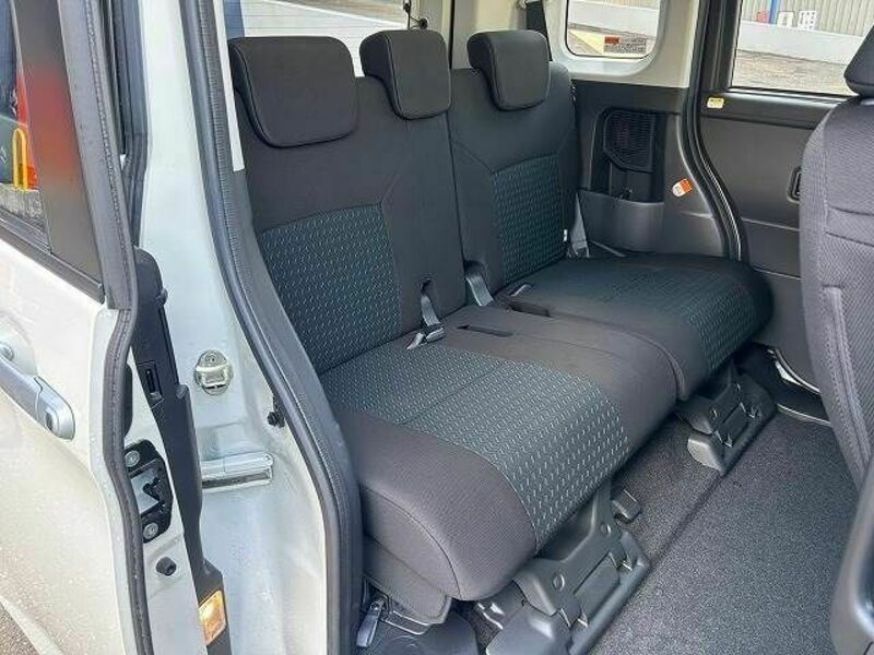 ROOMY