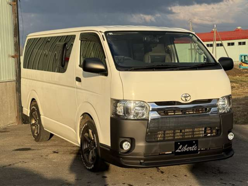 HIACE VAN