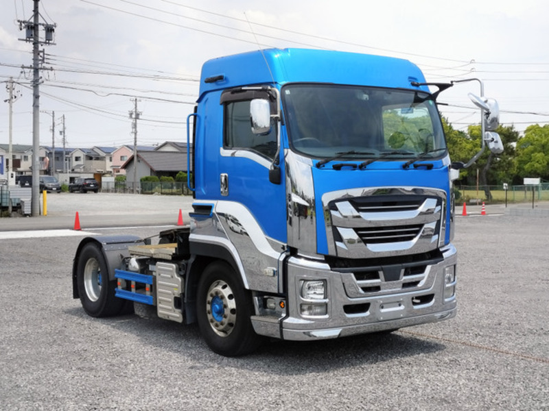 ISUZU GIGA