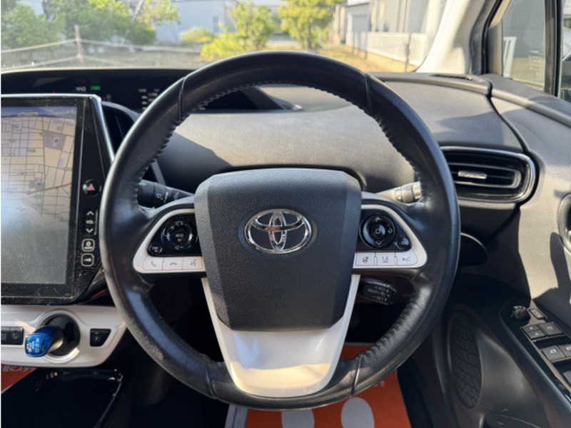PRIUS PHV