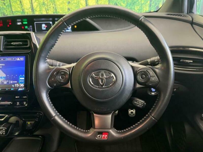 PRIUS PHV