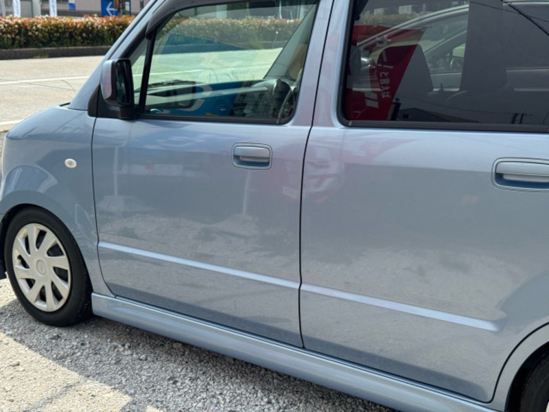 WAGON R