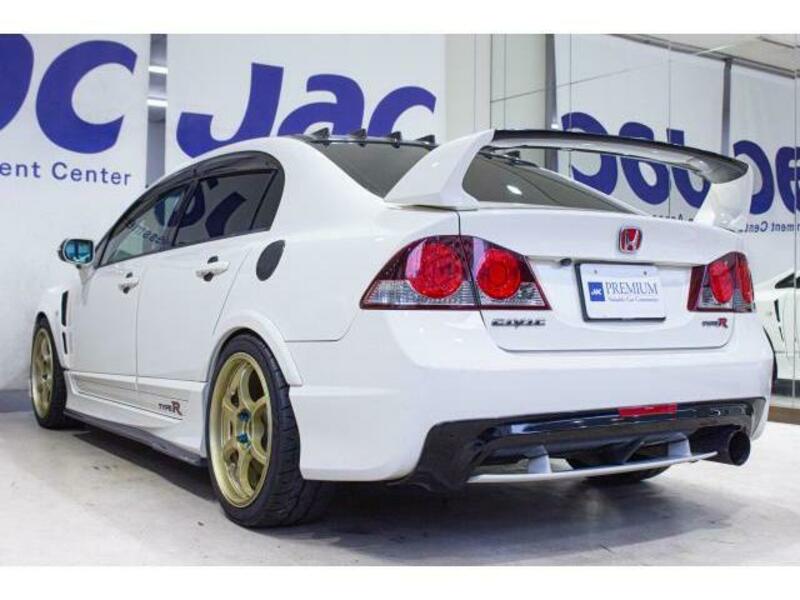 CIVIC-12