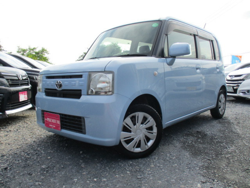 TOYOTA PIXIS SPACE