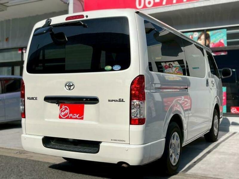 HIACE VAN