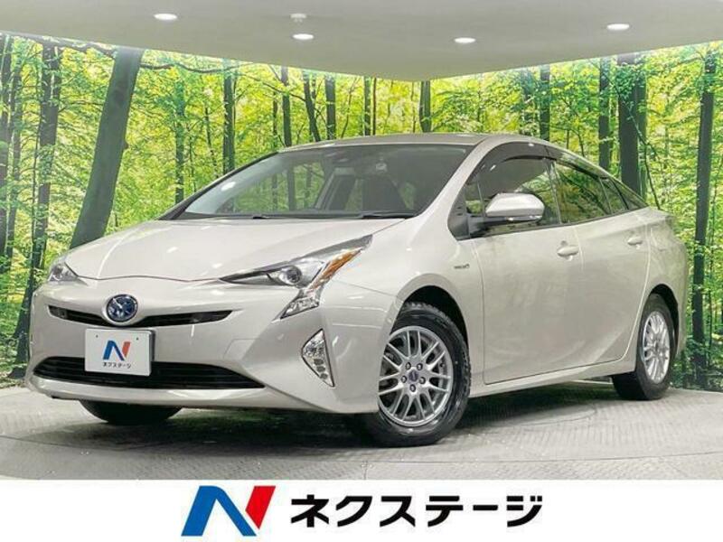TOYOTA　PRIUS