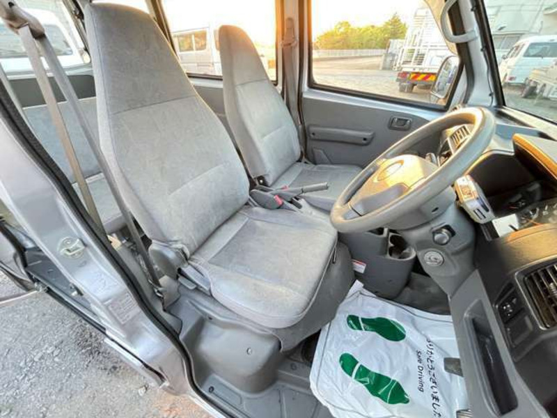 MINICAB VAN