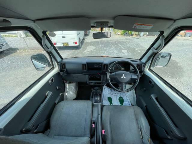 MINICAB VAN