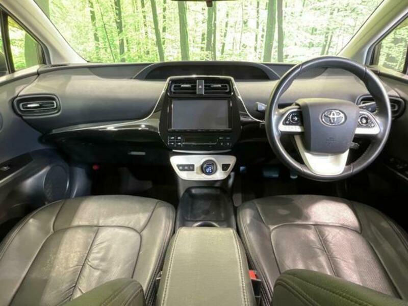 PRIUS-1