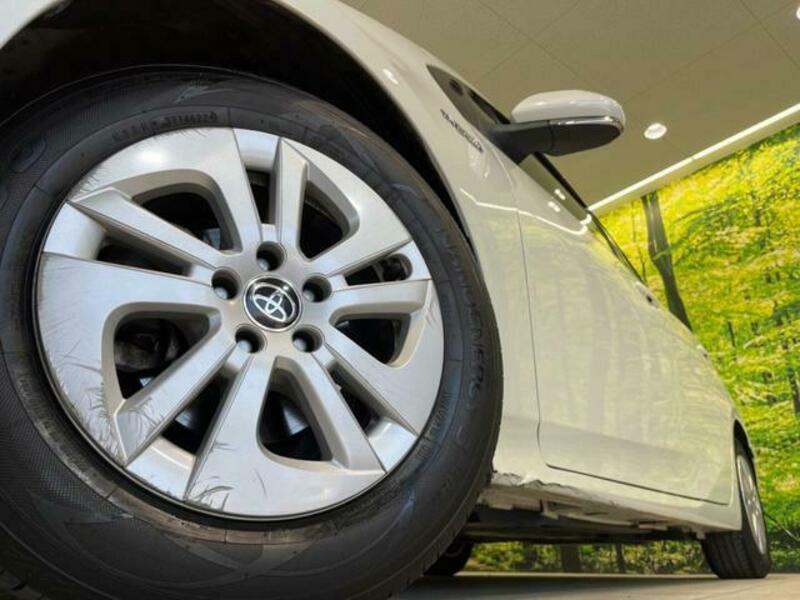 PRIUS-12