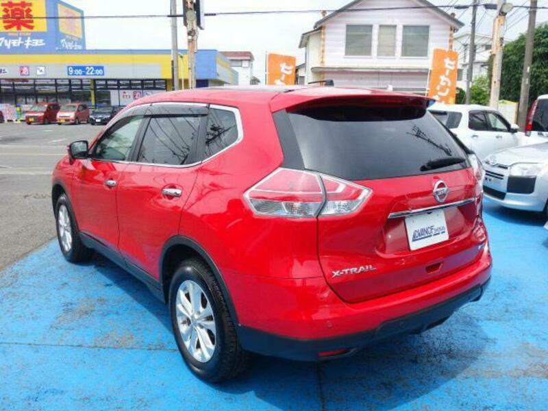 X-TRAIL