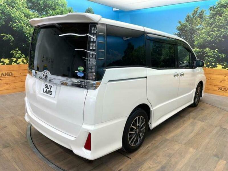 VOXY-16