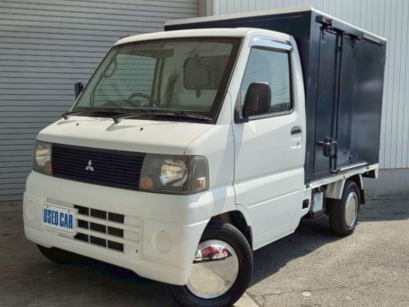 MINICAB TRUCK