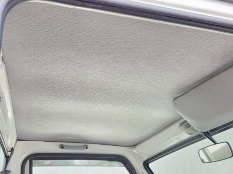 MINICAB TRUCK