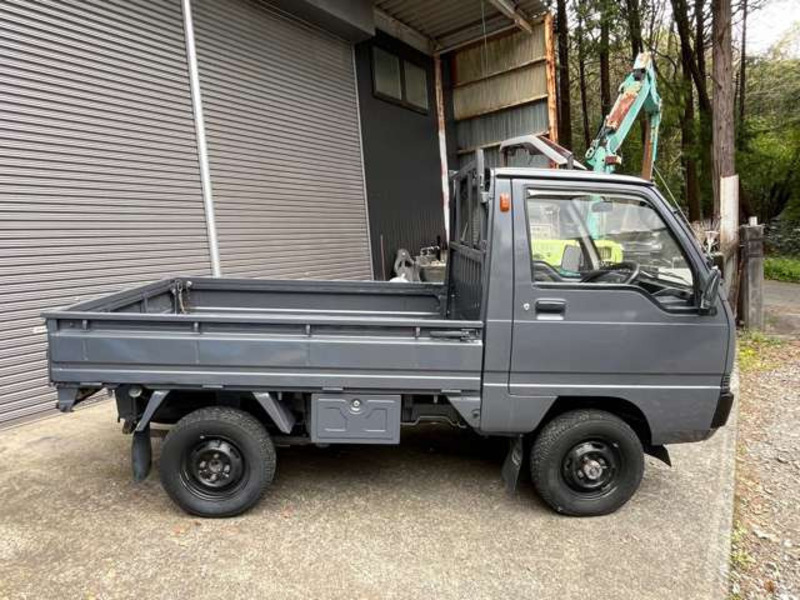 MINICAB TRUCK
