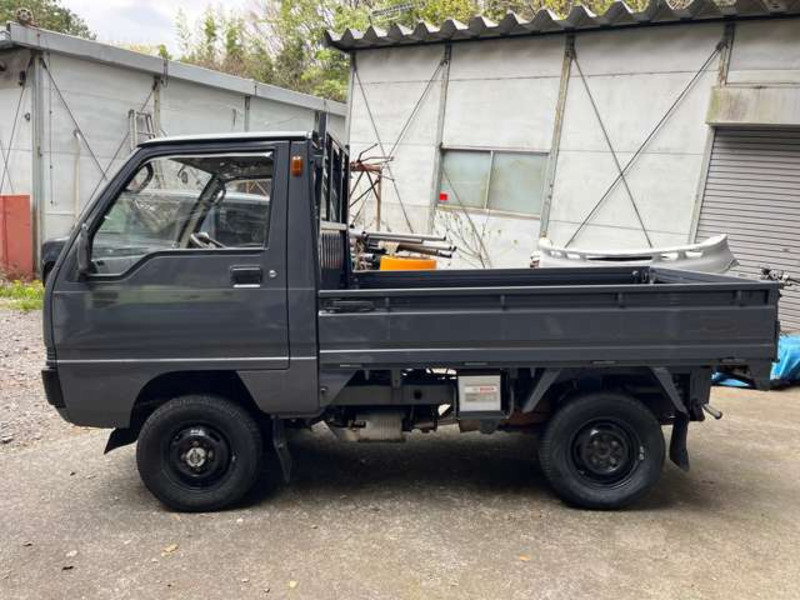 MINICAB TRUCK