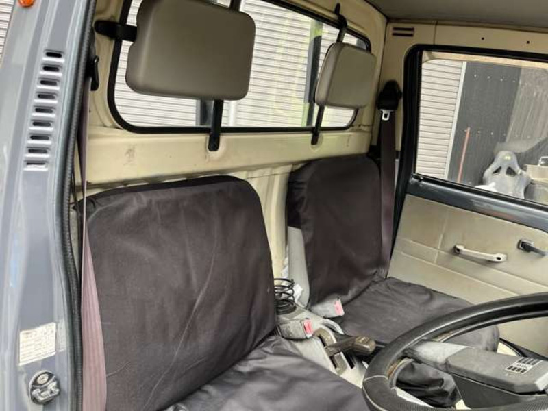 MINICAB TRUCK