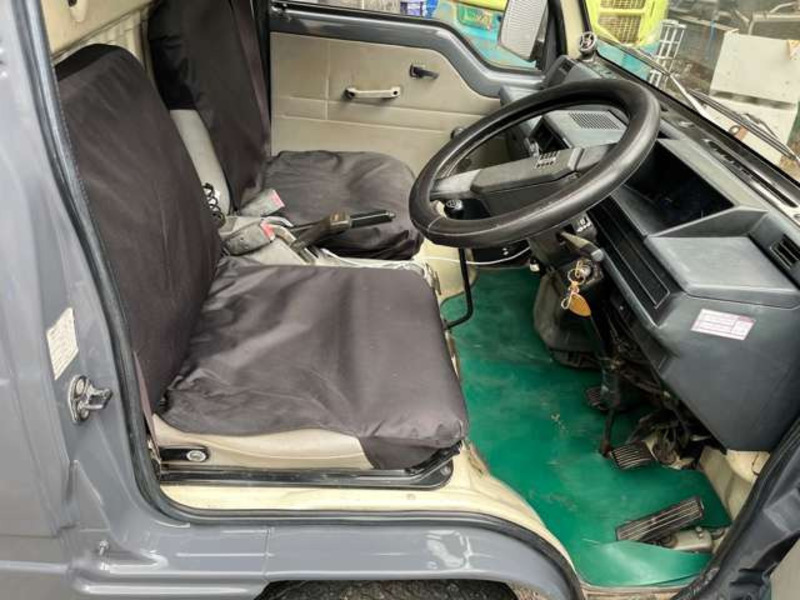 MINICAB TRUCK