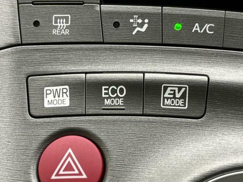 PRIUS-6