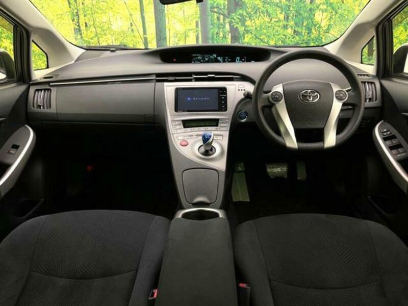PRIUS-1