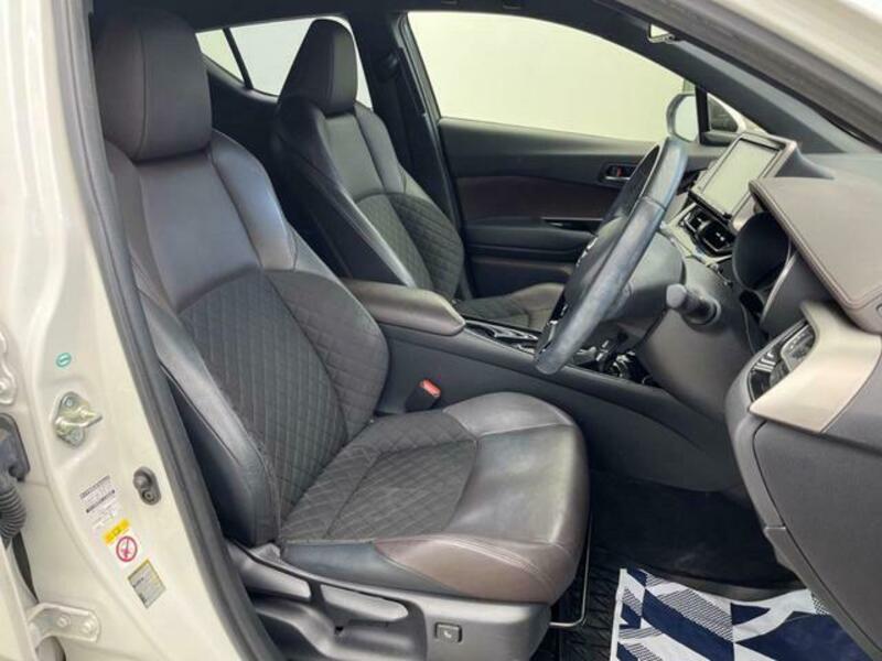 C-HR-7