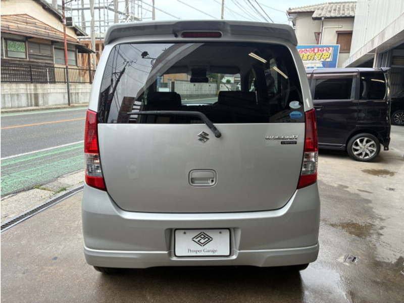 WAGON R