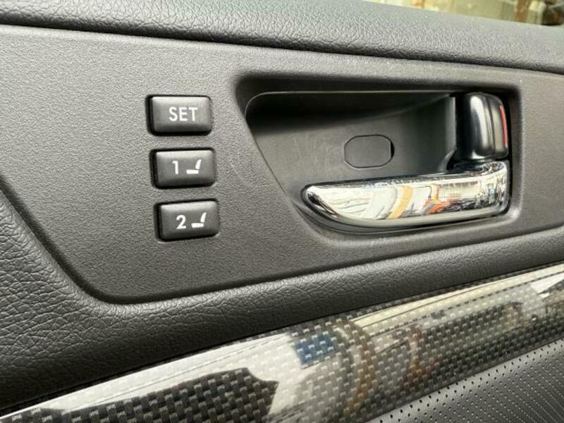 LEGACY B4-7