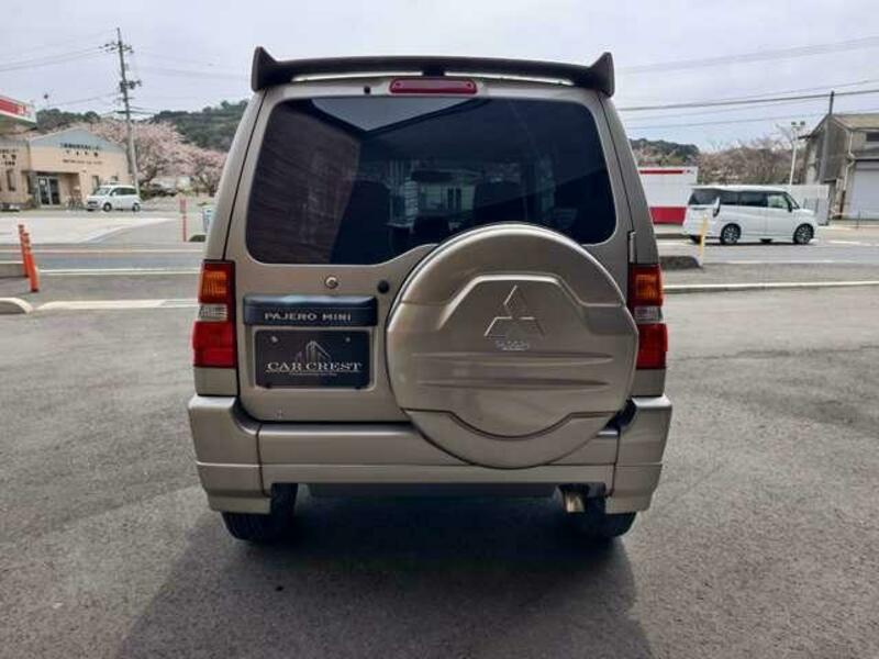 PAJERO MINI