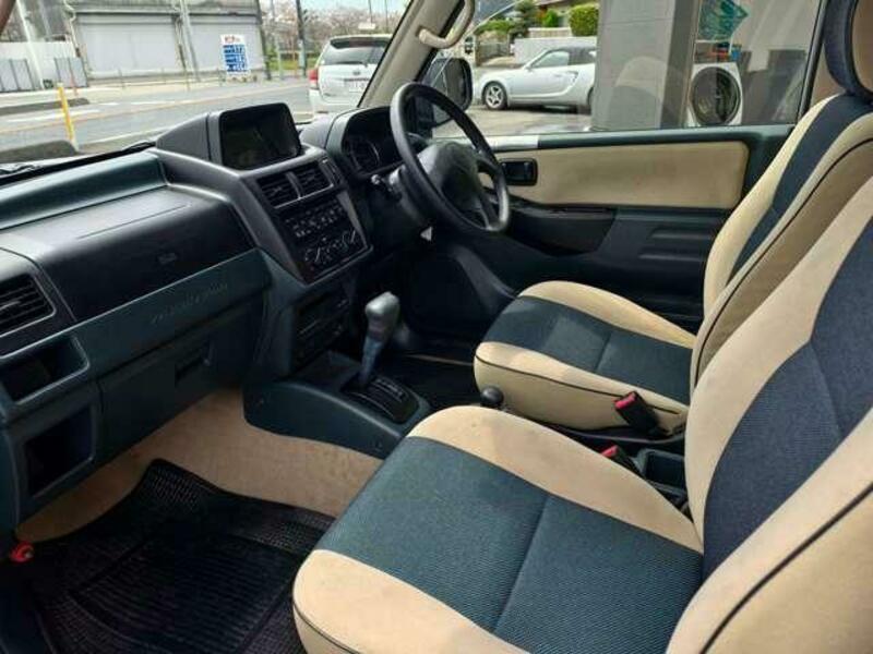 PAJERO MINI