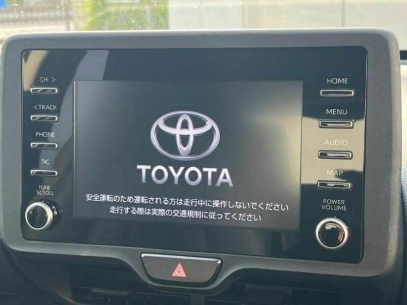 YARIS CROSS