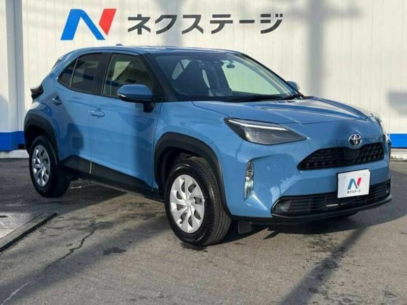 YARIS CROSS