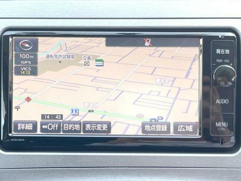 PRIUS-16
