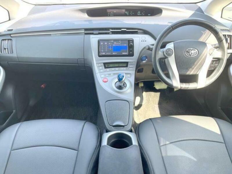 PRIUS-1